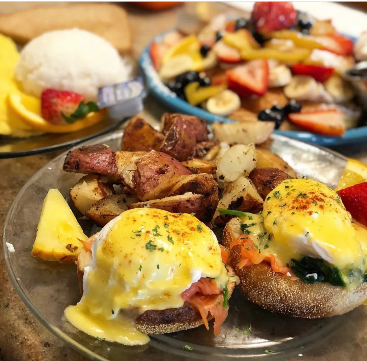 Smoked Salmon Eggs Benedict