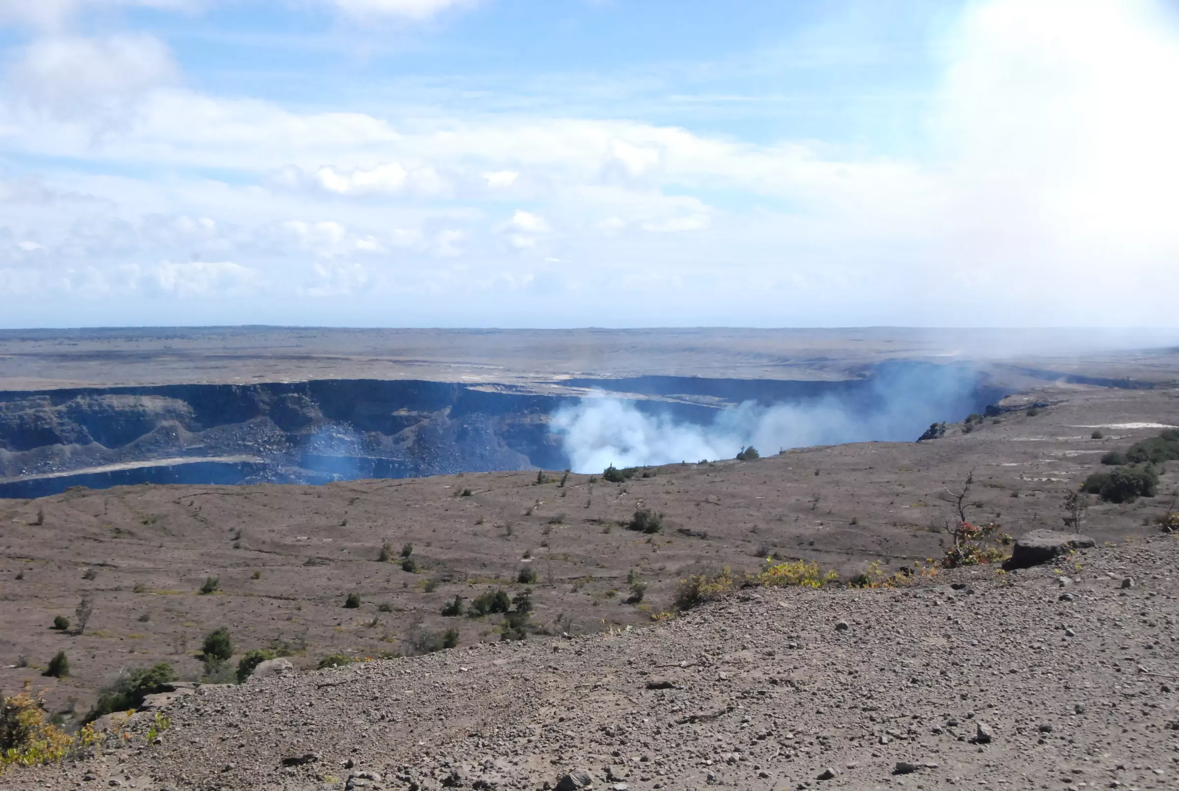 キラウエア火山　ハワイ　昼