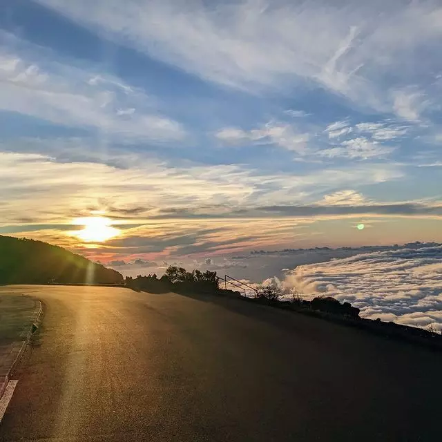 日の出鑑賞・夕日鑑賞ツアー