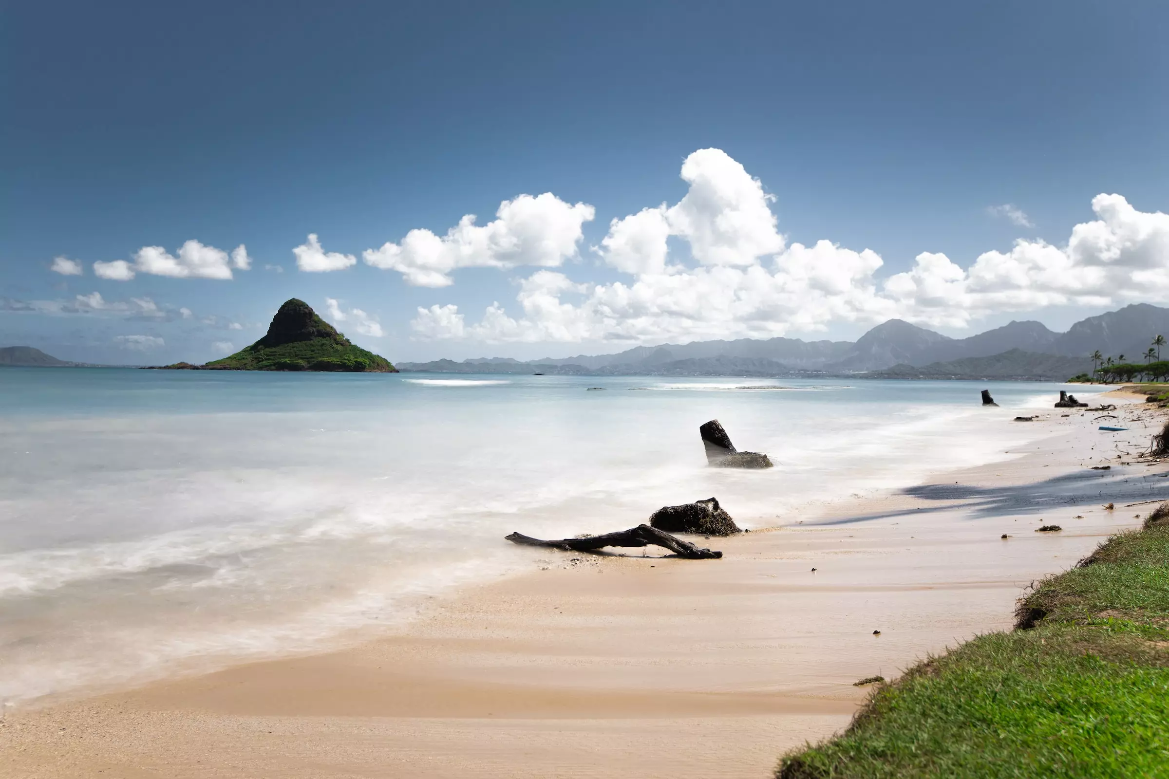 【ラニカイビーチ】ハワイの楽園の魅力・アクセス・観光情報まとめ